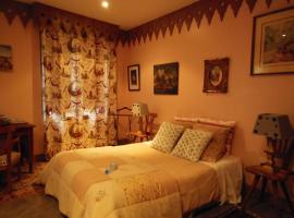 Les Bains Bed & Breakfast, hotel ramah hewan peliharaan di Cheny