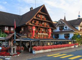 Swiss-Chalet Merlischachen - Historik Chalet-Hotel Lodge, lomamökki kohteessa Küssnacht