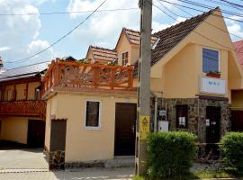 Tornácos Vendégház, Hotel in Vlăhiţa