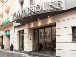 TOWNHOUSE Hotel