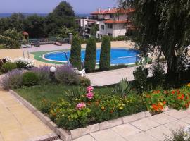 Caprice Apartment in Lozenec, hotel in Kiten