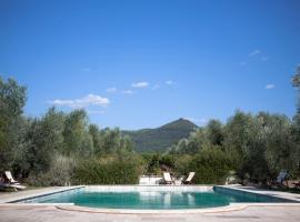 Agriturismo Tra gli Ulivi, Chiappini, ūkininko sodyba mieste Bolgheri