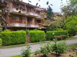 Appartamento Dellea, hotell i Luino