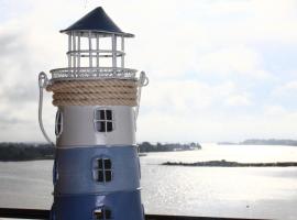 Ostseefjord-Schlei-Blick im Wikingturm – hotel w mieście Szlezwik