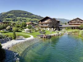 Wanderhotel Kirchner, hotel di Bramberg am Wildkogel