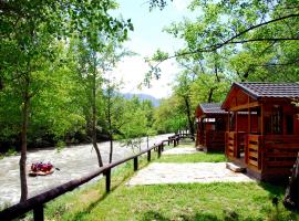 Camping Noguera Pallaresa, hotel em Sort