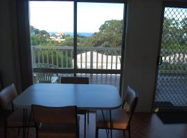 Lookout Holiday Units, appartement à Lakes Entrance