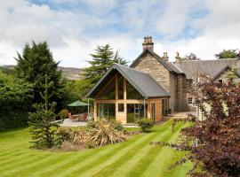 Craigatin House & Courtyard, sumarbústaður í Pitlochry