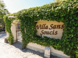 B&B Villa Sans Soucis，紐波特的附設按摩浴池的飯店