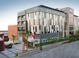 Mia City Hotel, hotel u Izmiru