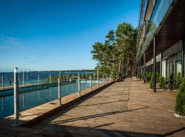 Pirita Beach Apartments & SPA, hotel di Tallinn