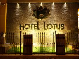 Hotel Lotus, hotelli kohteessa Madurai