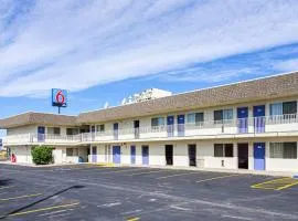 Motel 6-Laramie, WY