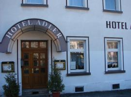 Hotel-Restaurant-Adler, hótel í Reichenbach im Vogtland