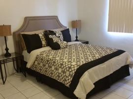 Beautiful 2 bedroom 1 bath, hotel sa Tamuning