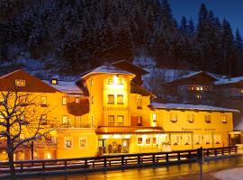 Hotel Hubertushof, hotell i Flachau