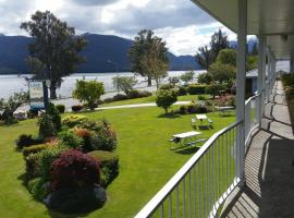 Lakeside Motel & Apartments, hotelli kohteessa Te Anau