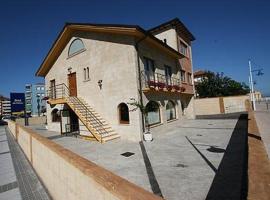 Hostería Isla Cabrera: Suances'te bir otel