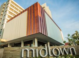 Midtown Hotel Samarinda، فندق في ساماريندا