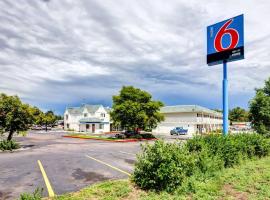 Motel 6-Wheat Ridge, CO - West - Denver North, hotel in Wheat Ridge