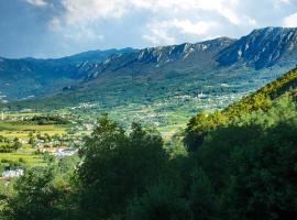 Farm Stay Ferjančič, hotel di Vipava