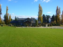 Golfcourse Road Chalets and Lodge, hotel u gradu 'Wanaka'