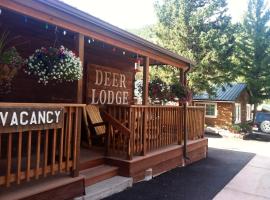 Deer Lodge, hotel en Red River