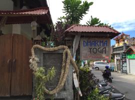 Dharma Yoga Homestay dan hostel、アメッドのホテル