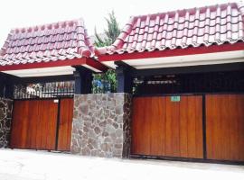 Villa Cabean Salatiga, hotel en Salatiga