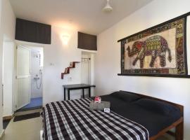 Cactus Guesthouse, hotel sa Arambol