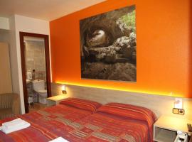 Hostal Acella, hotel i Pamplona