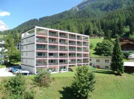 Apartments Haus Quelle, hotel di Leukerbad