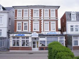 Hotel Haus Borkum: Borkum şehrinde bir otel