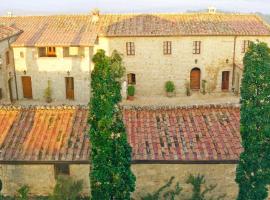 Villa Montecastello, hotel u gradu Monteriđoni