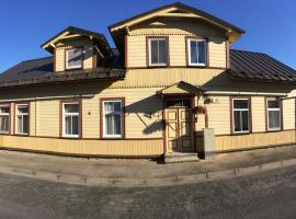 Aikarali Home Accommodation, отель в Хаапсалу