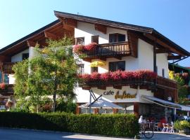 Das Landhaus am See, hotel v destinaci Achenkirch