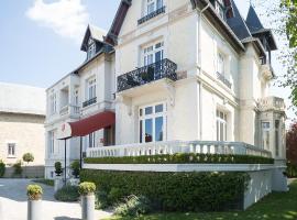 Villa 81, готель в районі Deauville City Centre, у місті Довіль