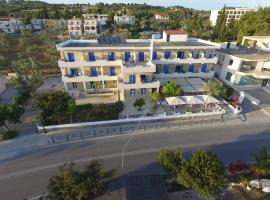 Rozos Hotel: Porto Heli şehrinde bir plaj oteli