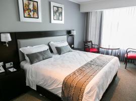 Apart Hotel Petit Palace Suites, apartamento em Lima