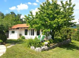 Holiday Home Slavi, hotel di Vipava