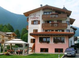 Hotel Villa Fosine, hotel en Pinzolo