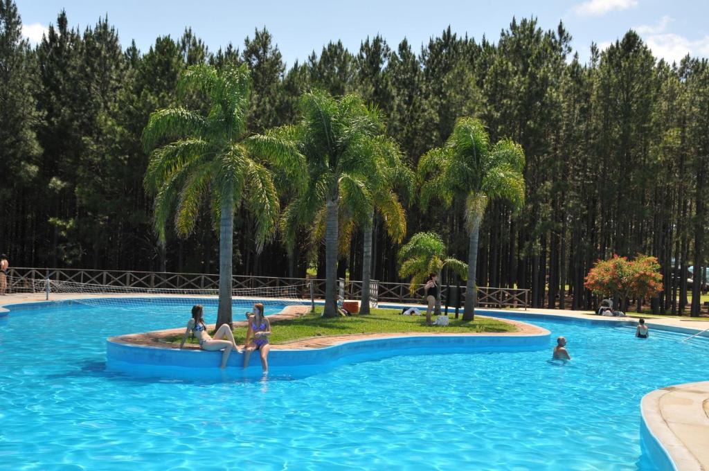 Baseinas apgyvendinimo įstaigoje Gran Hotel Uruguay arba netoliese