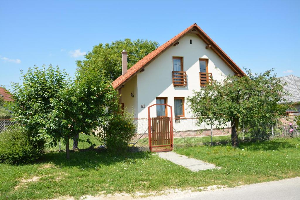 Photo de la galerie de l'établissement Ágnes Apartman, à Kaposvár