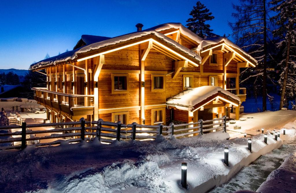 Chalet Migui Luxury Living & Spa *****, Crans Montana зимой