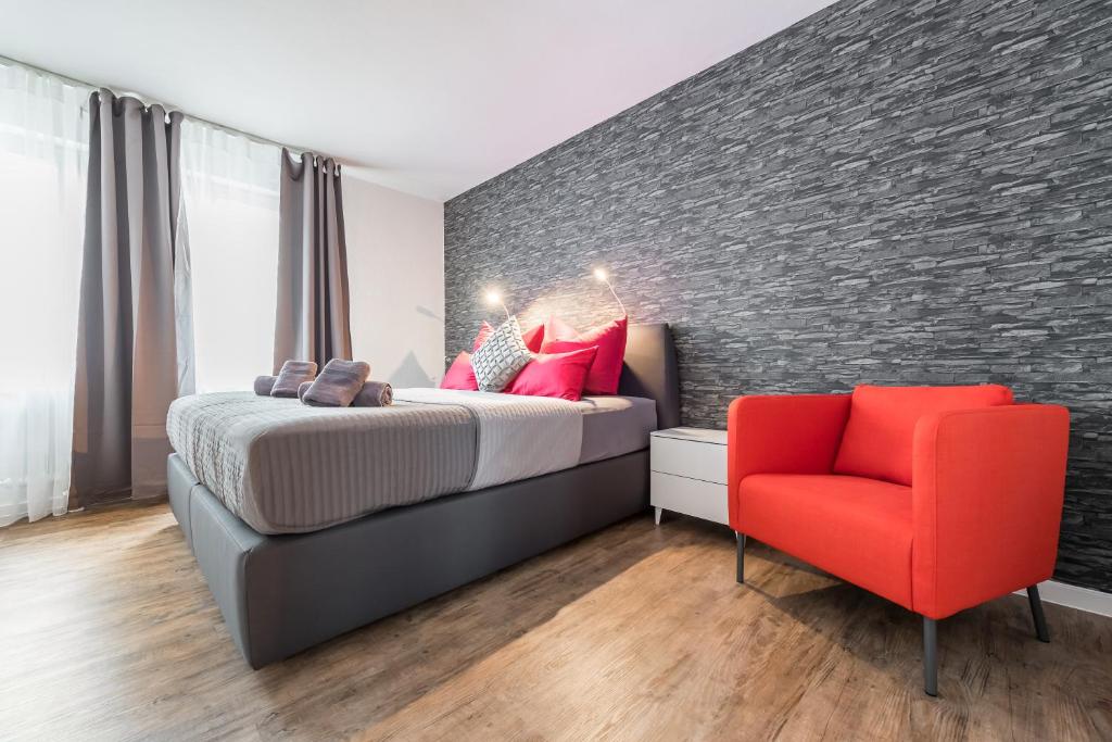 Una cama o camas en una habitación de Wohnen auf Zeit - Innenstadt-Appartements