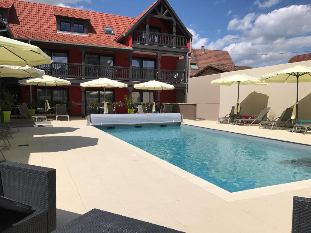 Bazen u ili blizu objekta Au Soleil, Hôtel Restaurant & Spa