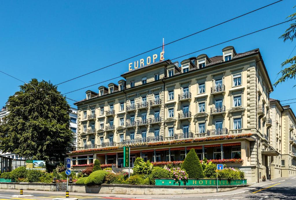 Zgradba, v kateri se nahaja hotel