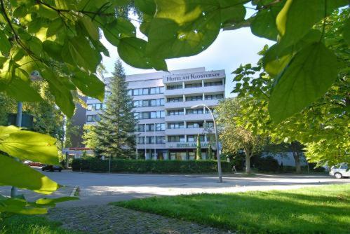 En have udenfor HAK Hotel am Klostersee