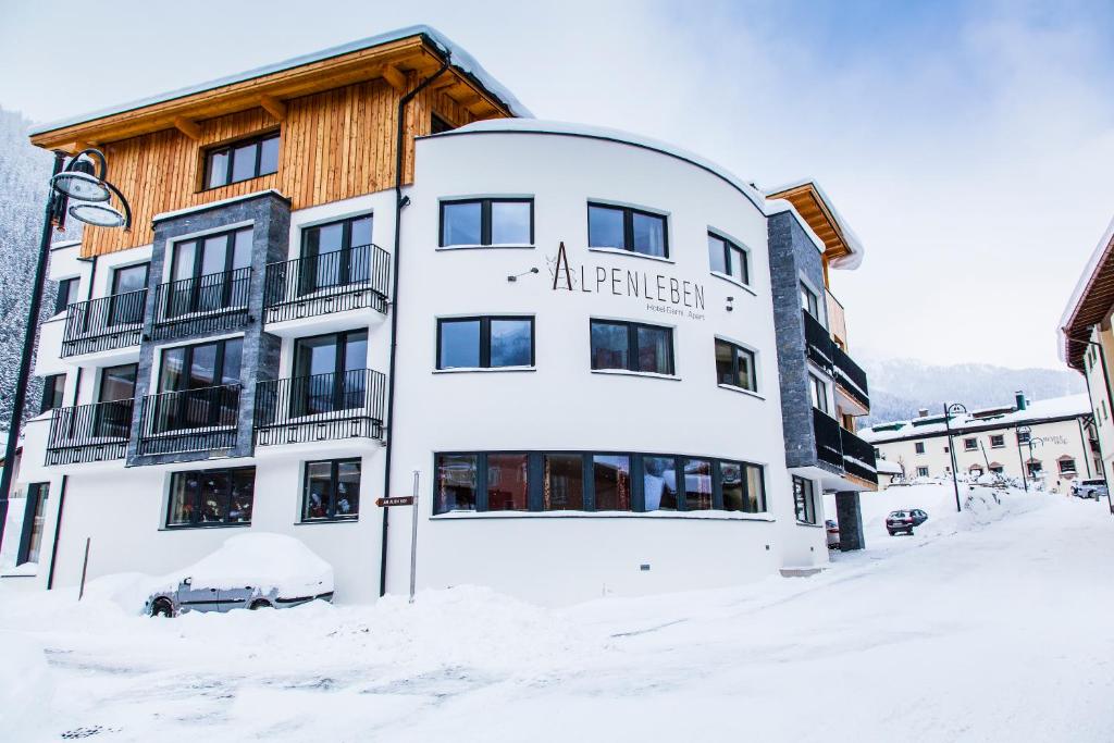 Zgrada u kojoj se nalazi aparthotel