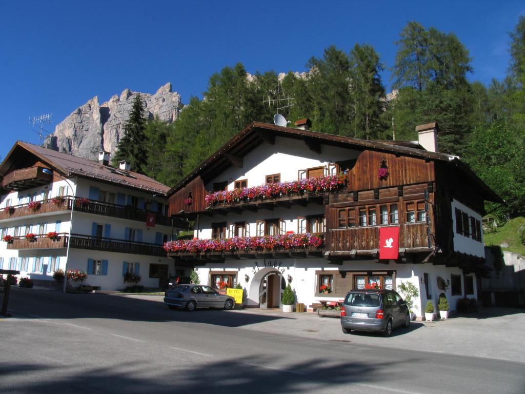 Budova, v ktorej sa hotel nachádza